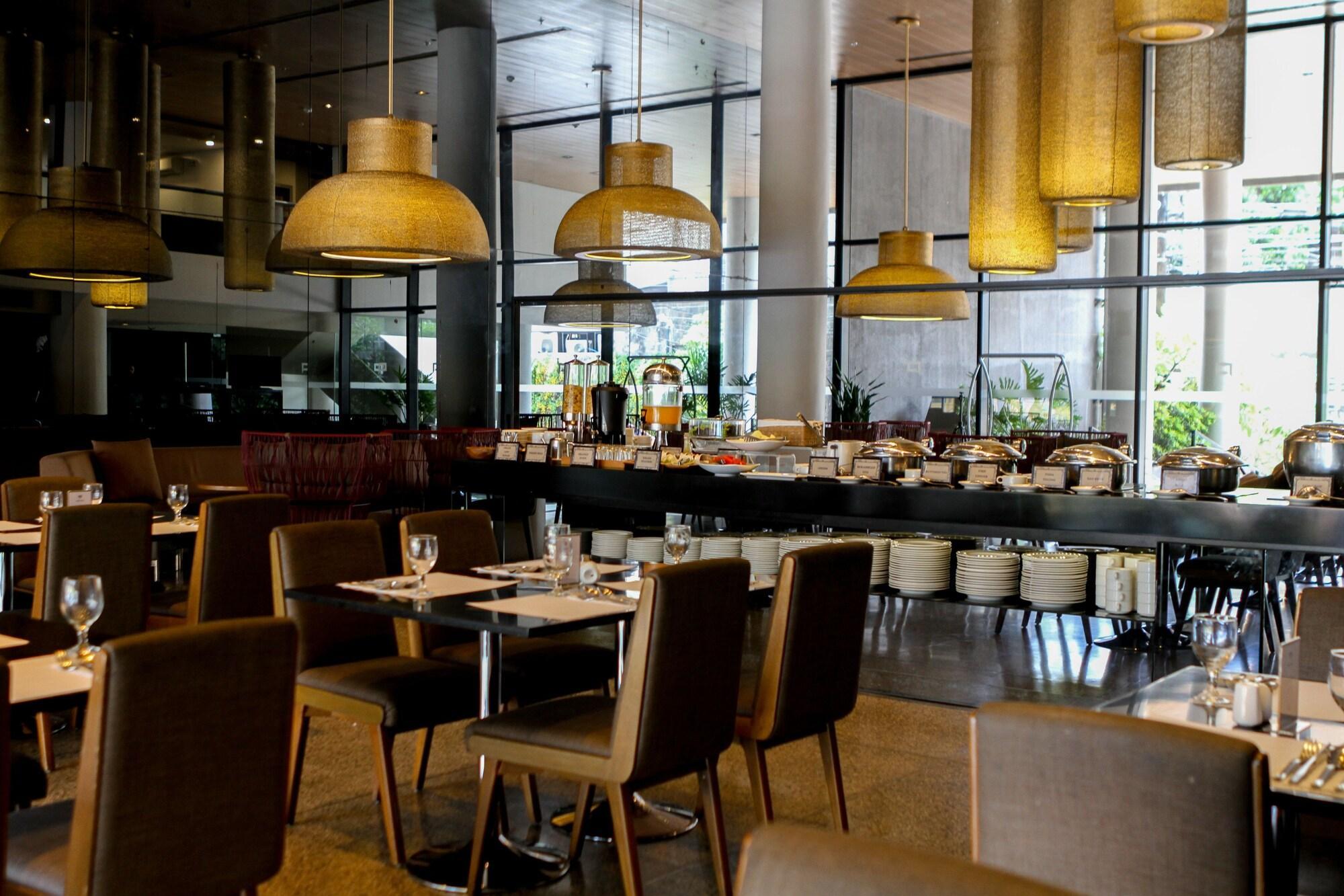 Privato Quezon City Ngoại thất bức ảnh